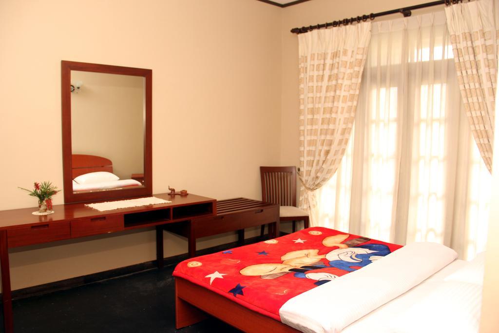 Perera Homestay Nuwara Eliya Exterior photo