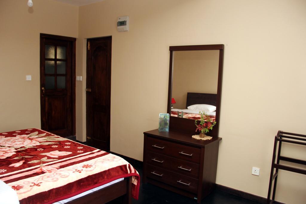 Perera Homestay Nuwara Eliya Exterior photo
